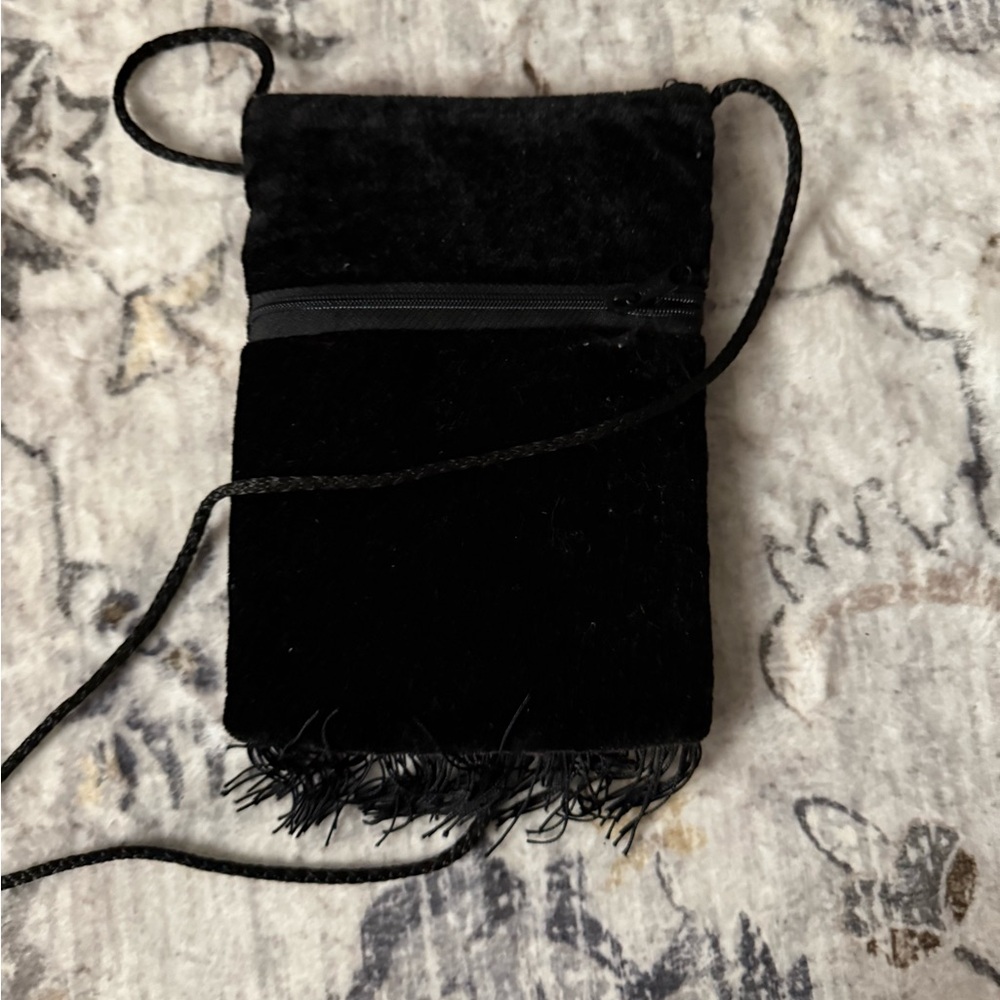 Floral Velvet Crossbody Bag - Picture 3 of 3